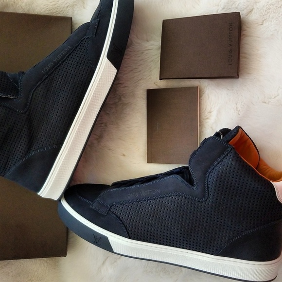 Louis Vuitton Men's Sneakers. - Picture 1 of 8